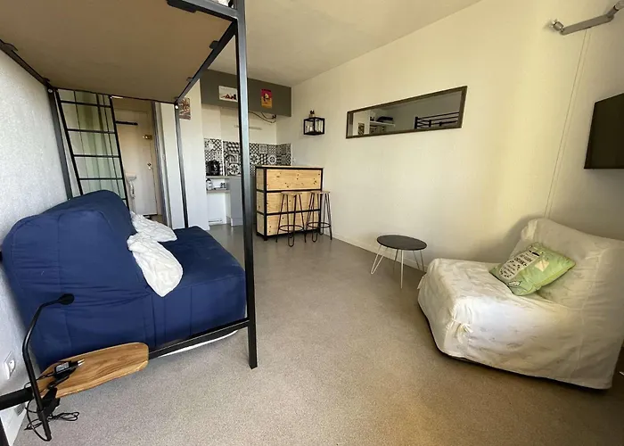 Ref 582 Ocean, A Proximite Immediate De La , Ideal Couple Apartment *